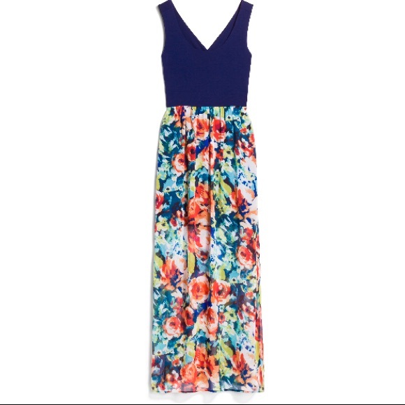 Le Lis Dresses & Skirts - Criss-Cross Back Maxi Dress